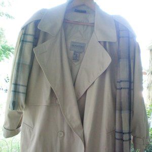 Ladies Signature Tan Trench Coat W/ Zip Out Solid